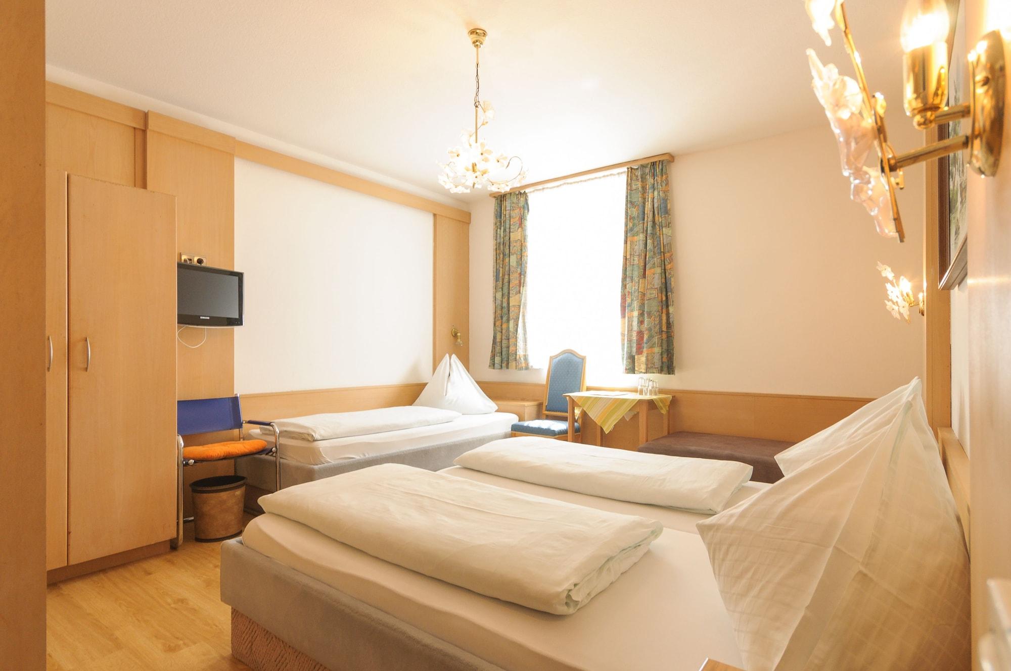 Hotel Tautermann Инсбрук Экстерьер фото