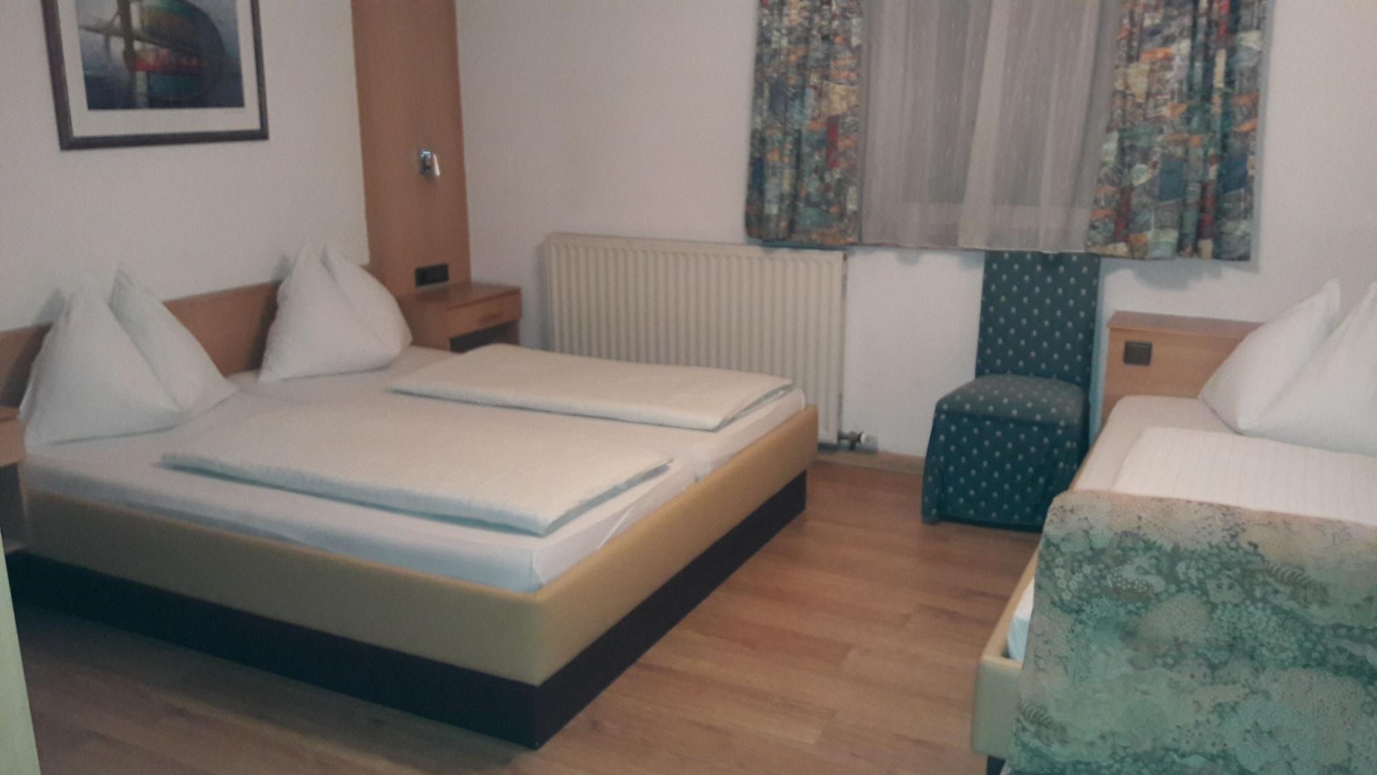 Hotel Tautermann Инсбрук Экстерьер фото