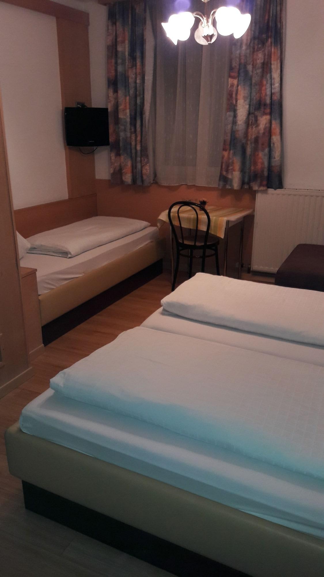 Hotel Tautermann Инсбрук Экстерьер фото