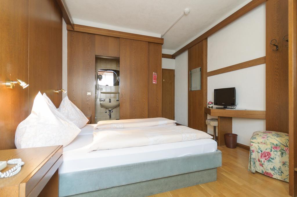 Hotel Tautermann Инсбрук Экстерьер фото