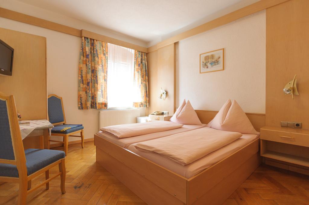 Hotel Tautermann Инсбрук Экстерьер фото
